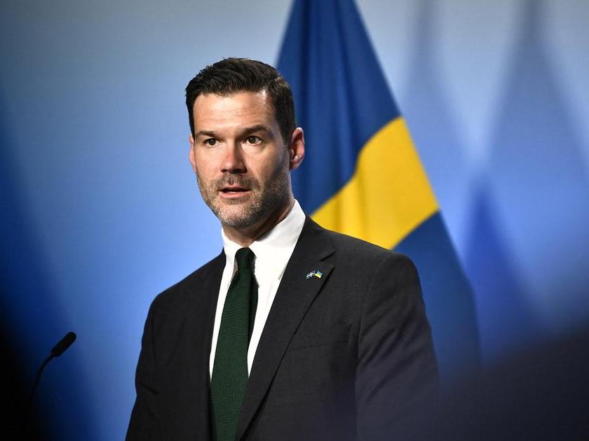 Sweden Proposes Massive Increase in Migrant Return Aid, Sparking Debate Across Europe